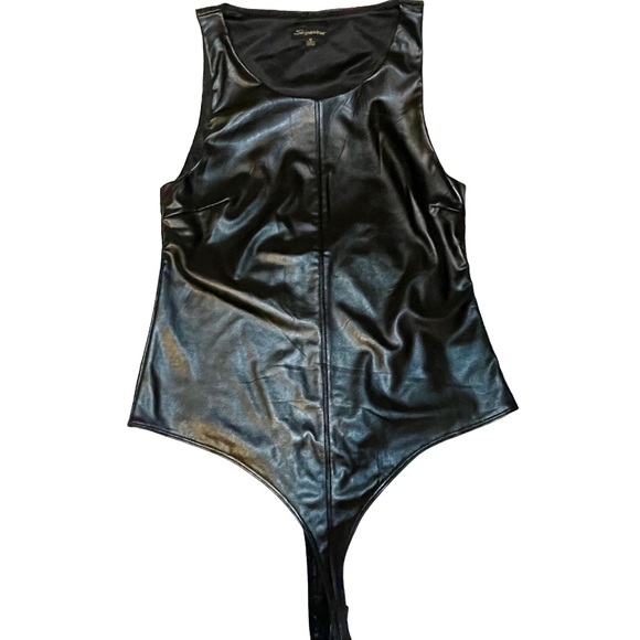 Shinestar Black Faux Leather Bodysuit Size M NWOT Edgy Chic - Picture 3 of 8